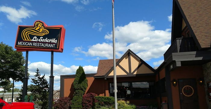 Town Crest Restaurant (La Señorita) - As La Seniorita (newer photo)